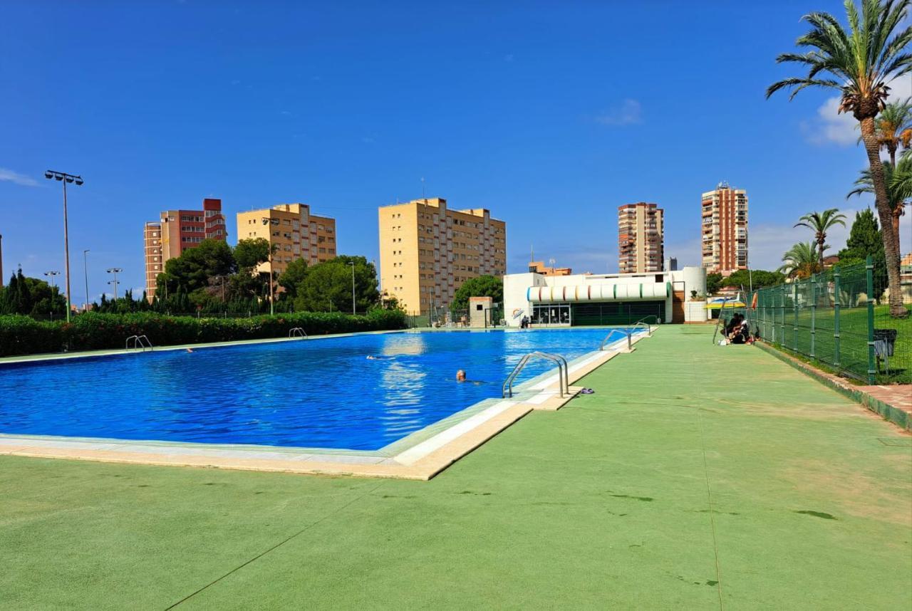 Apartmán Comfortable Studio With Sea View Benidorm Exteriér fotografie