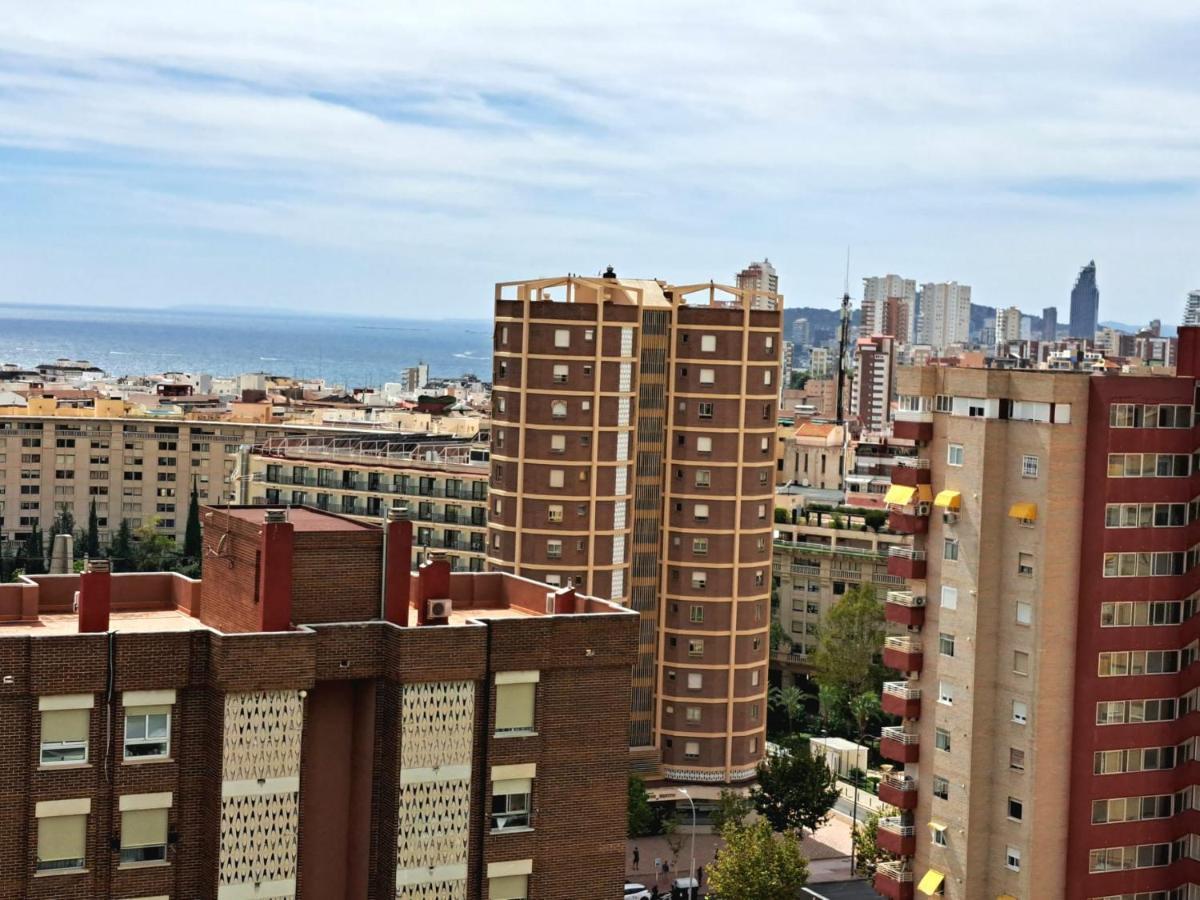 Apartmán Comfortable Studio With Sea View Benidorm Exteriér fotografie